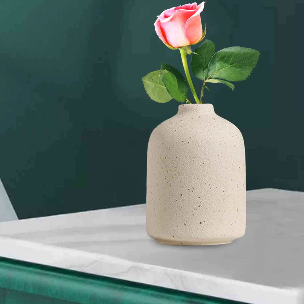 Vases en céramique — Une touche de douceur pour votre intérieur