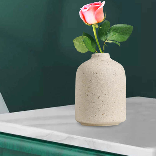 Vases en céramique — Une touche de douceur pour votre intérieur
